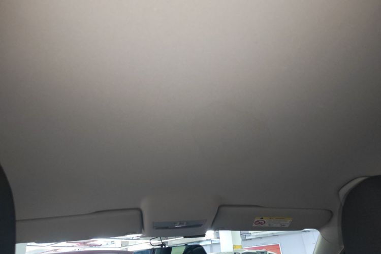 Volkswagen Polo 2018 car image #18