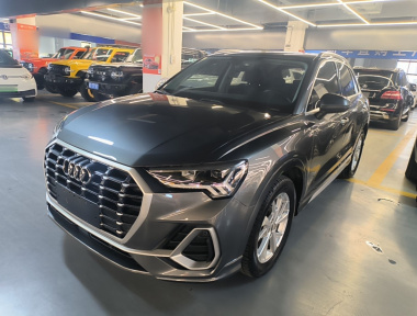 Audi Q3 2019 car image 