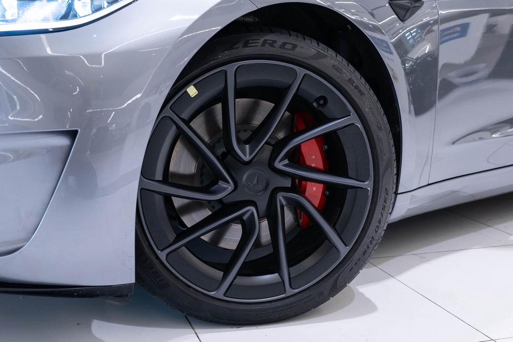 Tesla Model 3 2026 car image #8