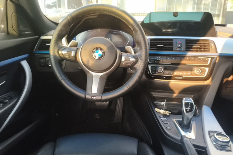 BMW 3 Series GT 2018 #12 BMW 3 Series GT 2018 car image #12