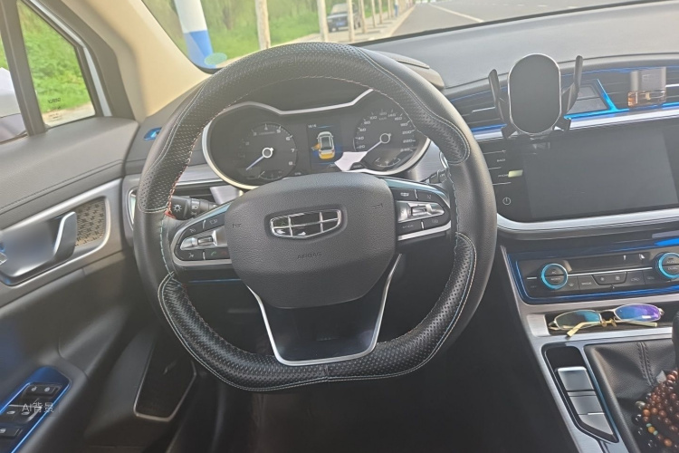 GEELY Emgrand GS 2020 car image #12