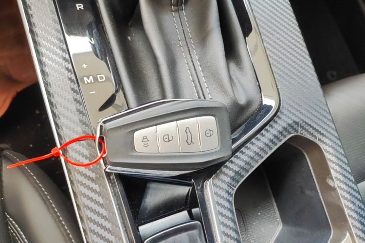 GEELY Emgrand 2023 car image #9