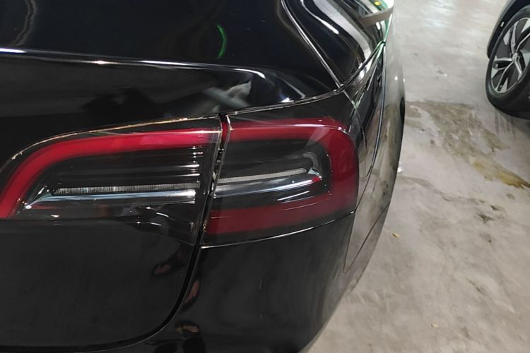 Tesla Model 3 2021 car image #8