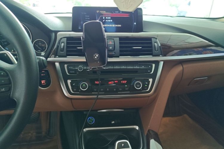 BMW 3 Series 2015 #13 BMW 3 Series 2015 car image #13