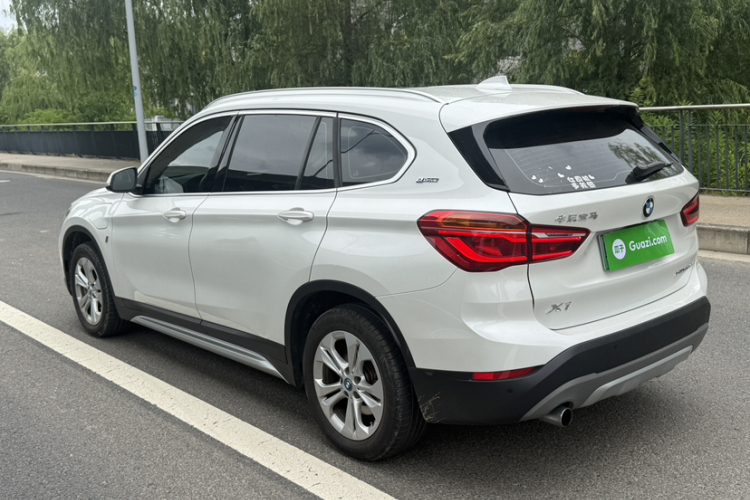 BMW X1 New Energy 2019 car image #9