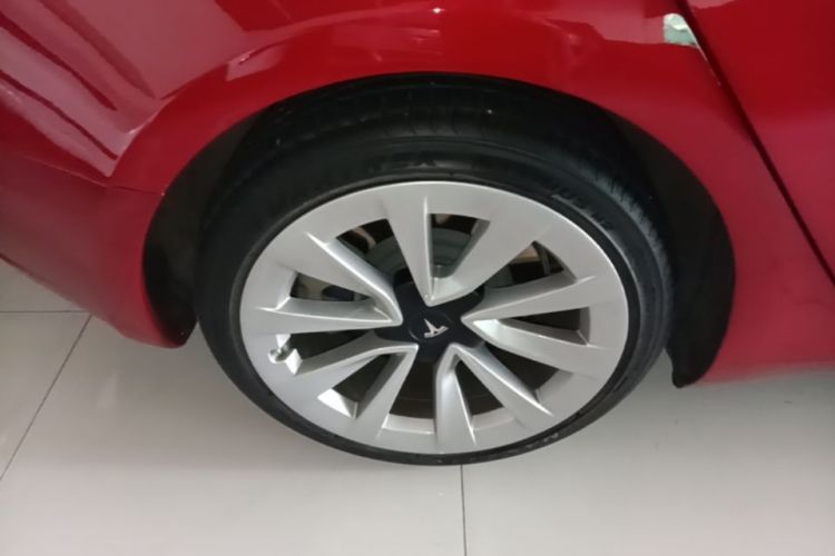 Tesla Model 3 2022 car image #10