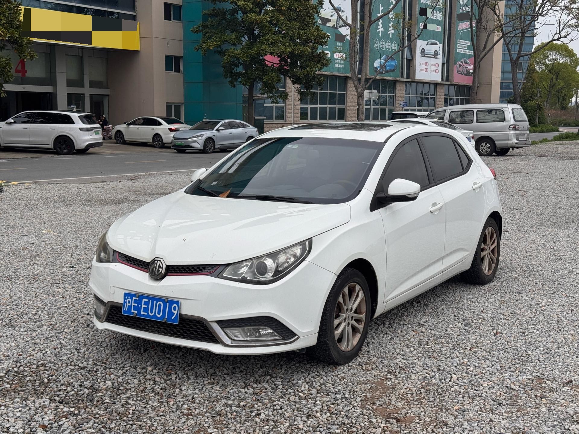 MG 5 2014 汽车图片 