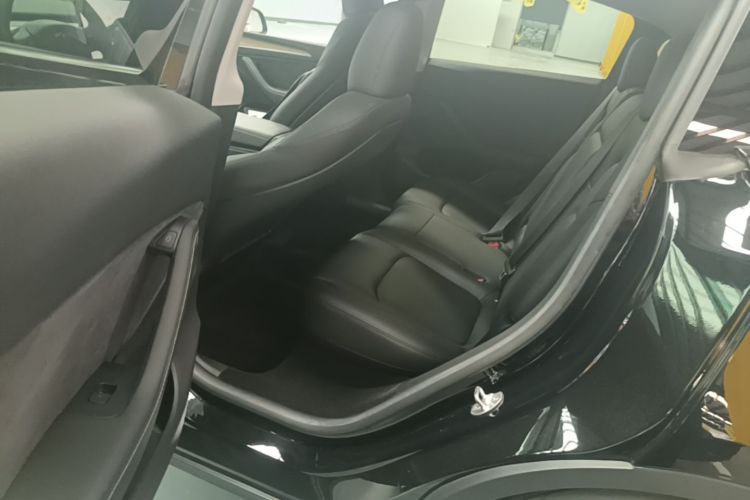 Tesla Model Y 2023 #17 Tesla Model Y 2023 car image #17