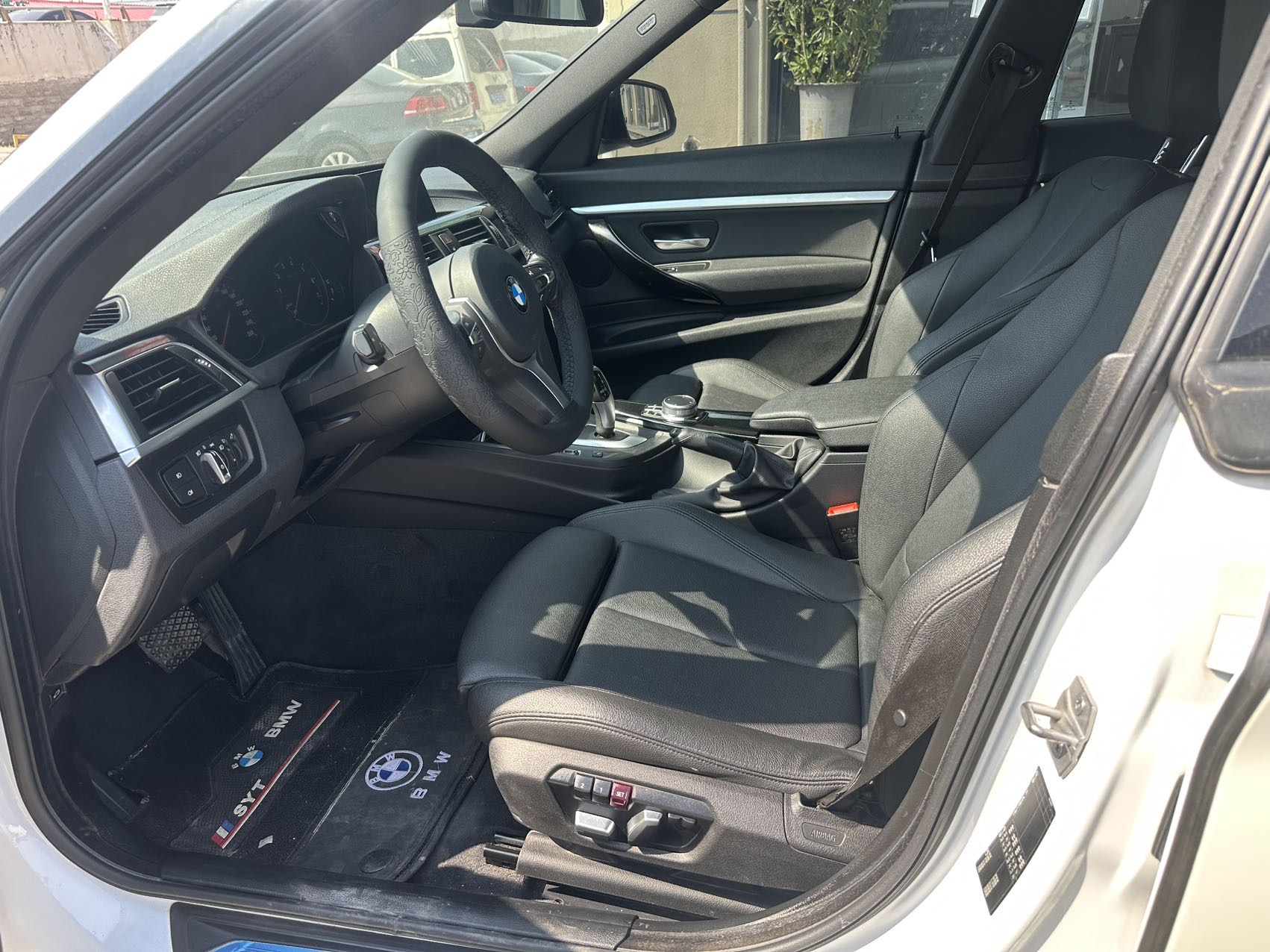 BMW 3 Series GT 2021 imagen de coche #2