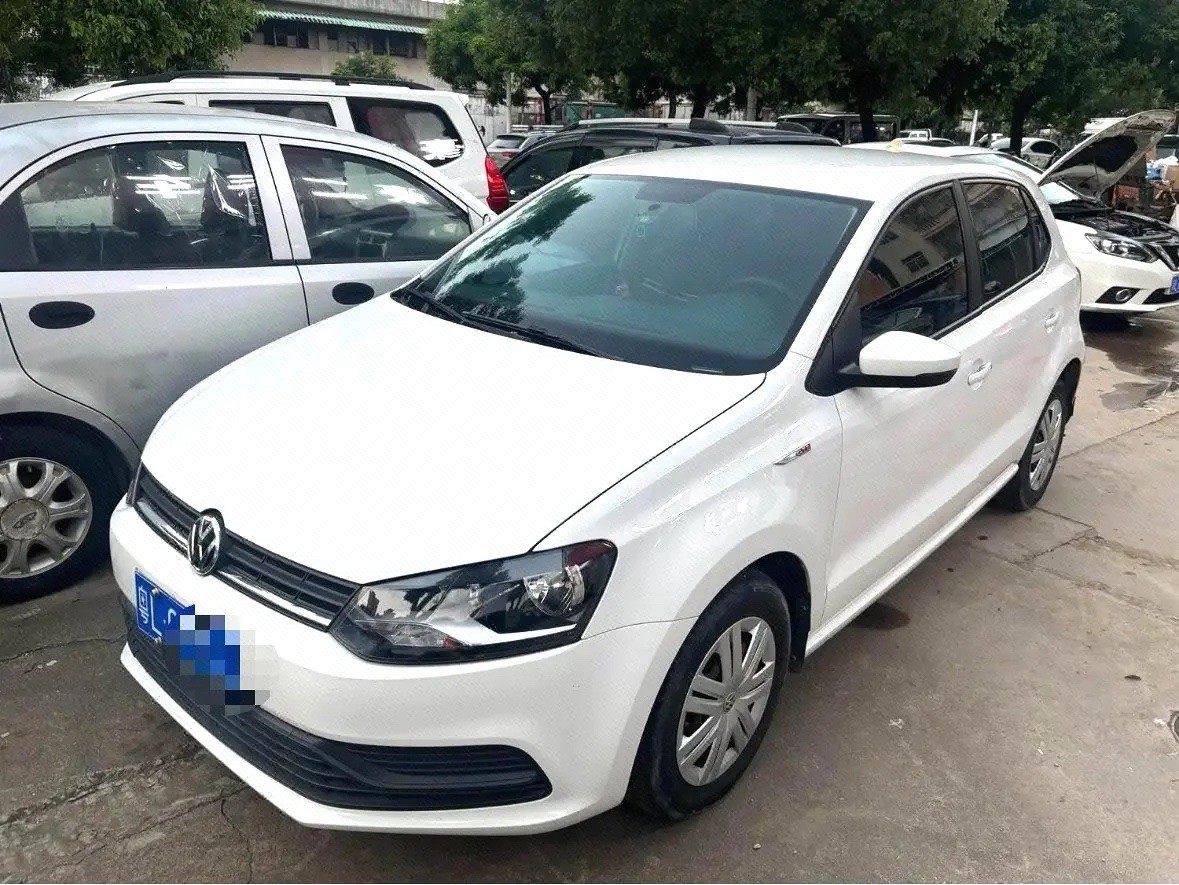 Volkswagen Polo 2018 car image 