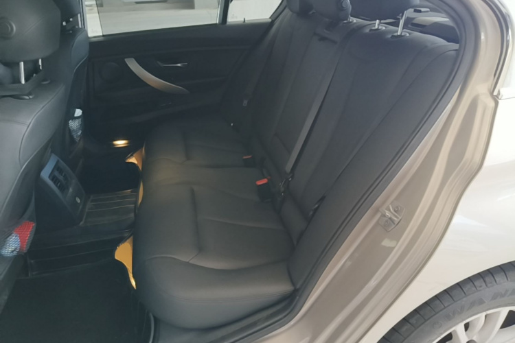 BMW 3 Series 2015 #17 BMW 3 Series 2015 car image #17