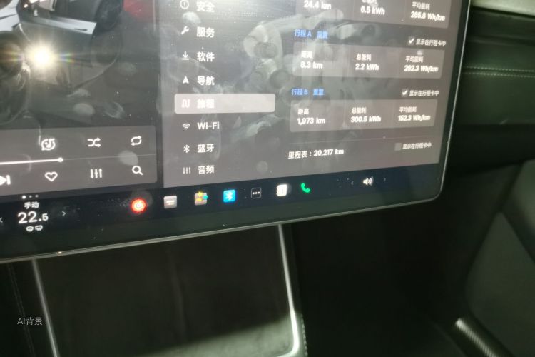 Tesla Model Y 2025 #14 Tesla Model Y 2025 car image #14