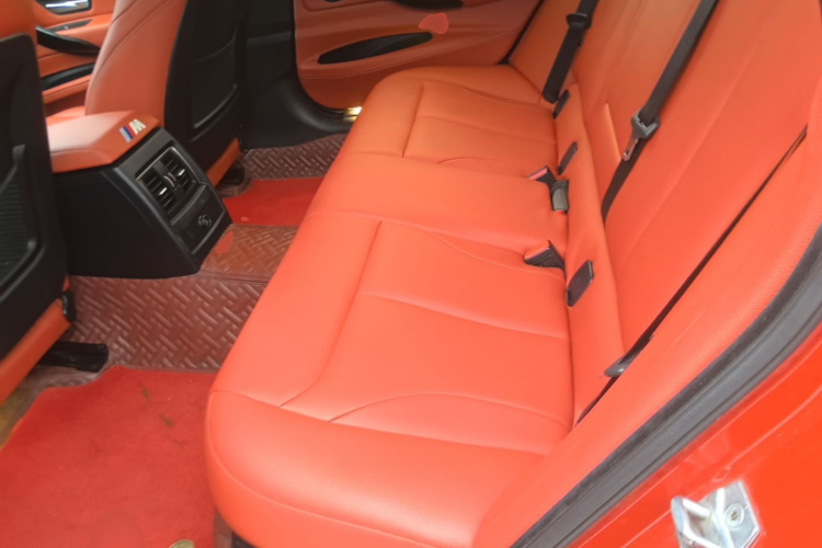 BMW 3 Series GT 2016 immagine di auto #17