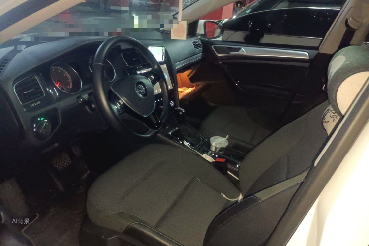 Volkswagen Golf 2018 car image #17