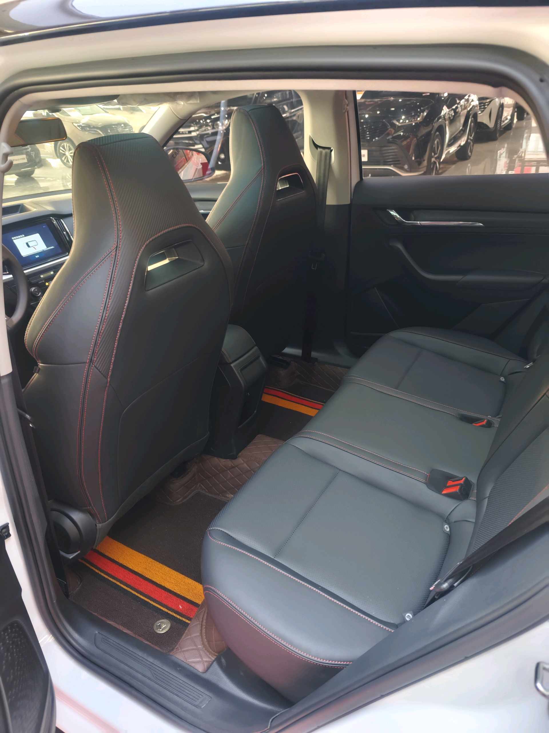 Skoda Kamiq 2024 #7 Skoda Kamiq 2024 car image #7