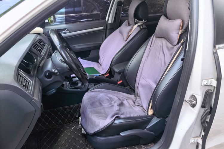 Volkswagen Lavida 2018 car image #15