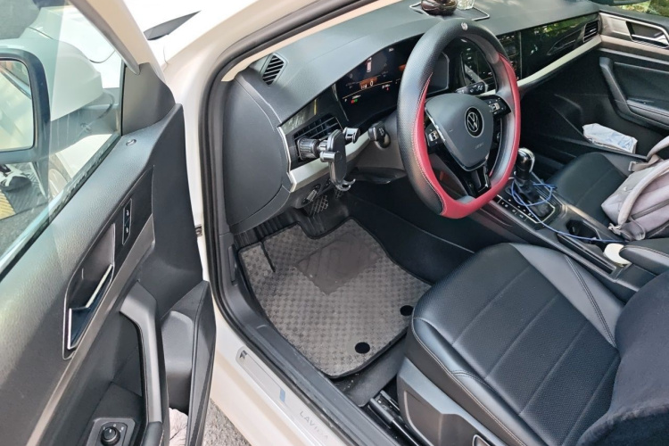 Volkswagen Lavida 2021 car image #9