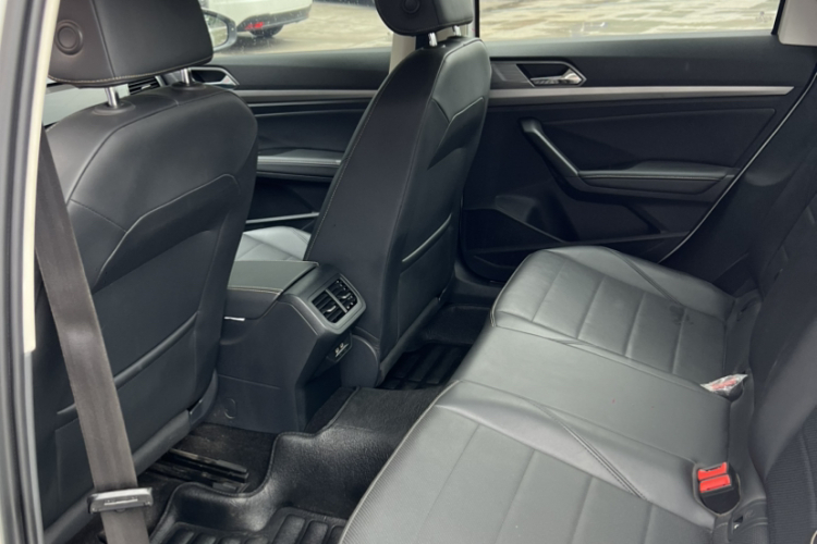 Volkswagen Lavida 2019 #11 Volkswagen Lavida 2019 car image #11