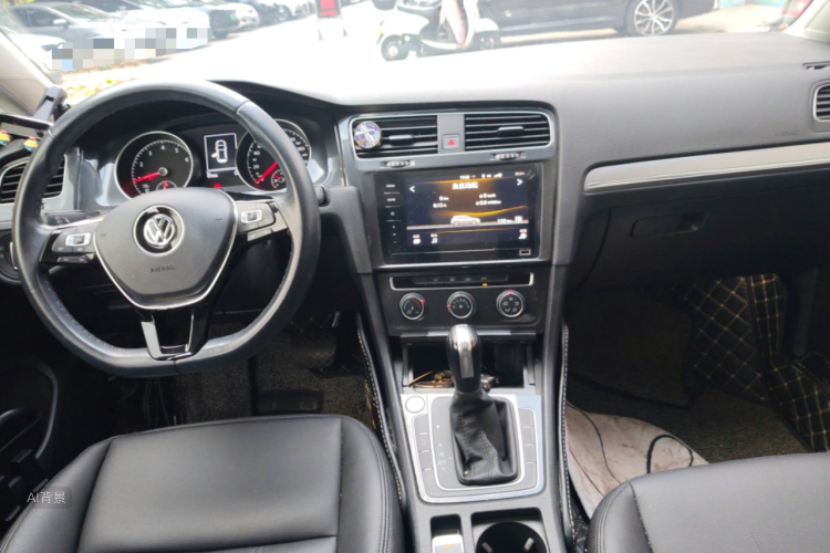 Volkswagen Golf 2020 #15 Volkswagen Golf 2020 car image #15