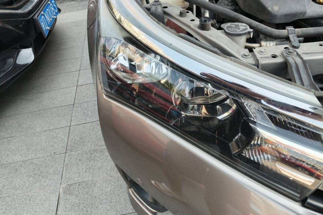 Toyota Corolla 2014 immagine di auto #7