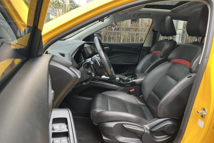 MG 5 2022 image de voiture #15