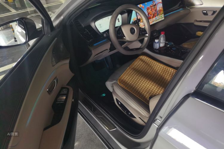 BYD Han 2024 car image #18