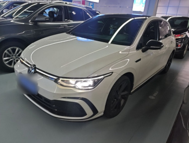 Volkswagen Golf 2025 car image 