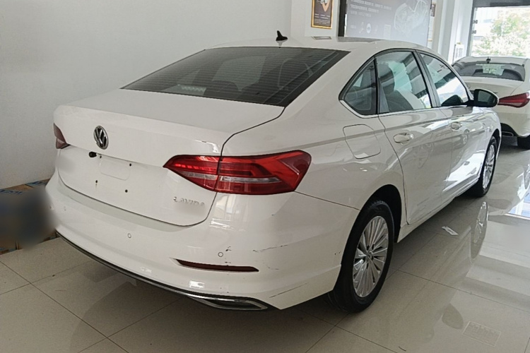 Volkswagen Lavida 2019 car image #5