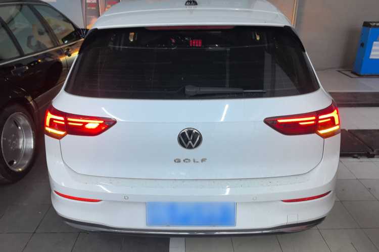 Volkswagen Golf 2022 imagen de coche #6