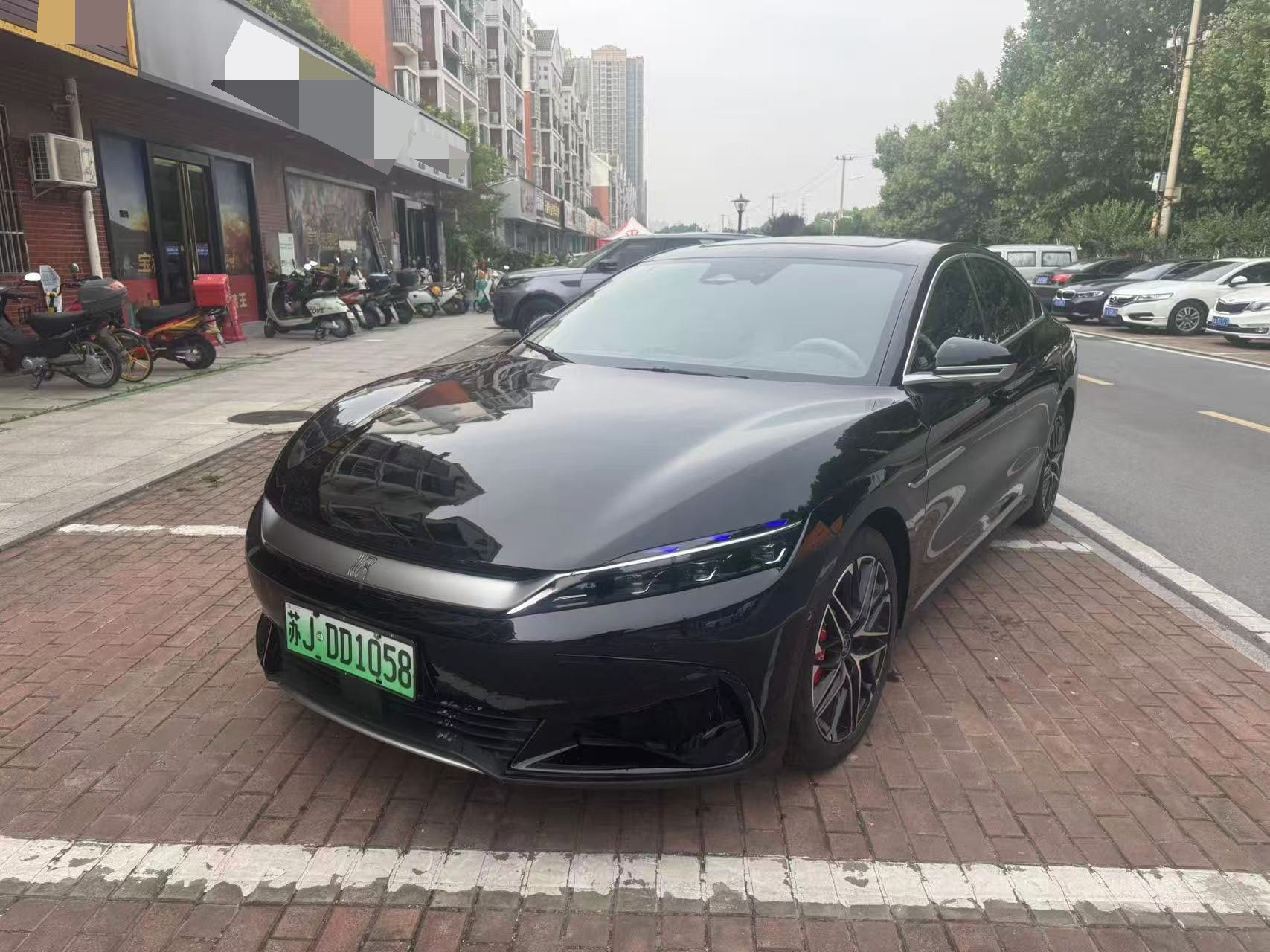 BYD Han 2025 car image 