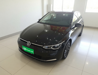 Volkswagen Golf 2024 car image 