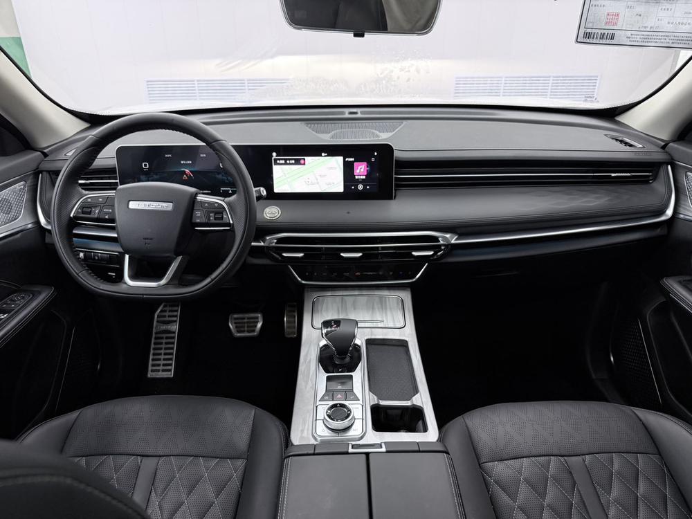 Jetour X70 PLUS 2023 car image #8