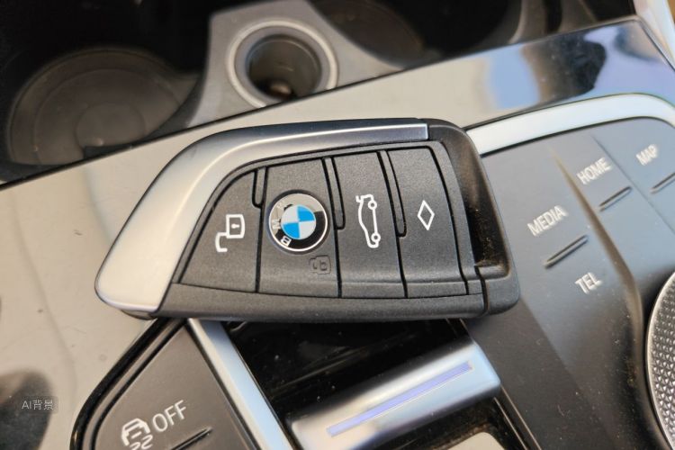 BMW 3 Series 2023 image de voiture #10