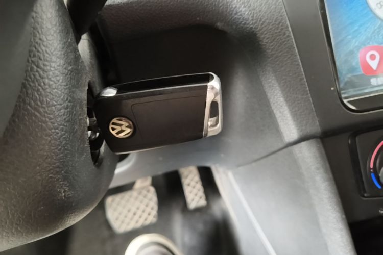 Volkswagen Santana 2017 #9 Volkswagen Santana 2017 car image #9