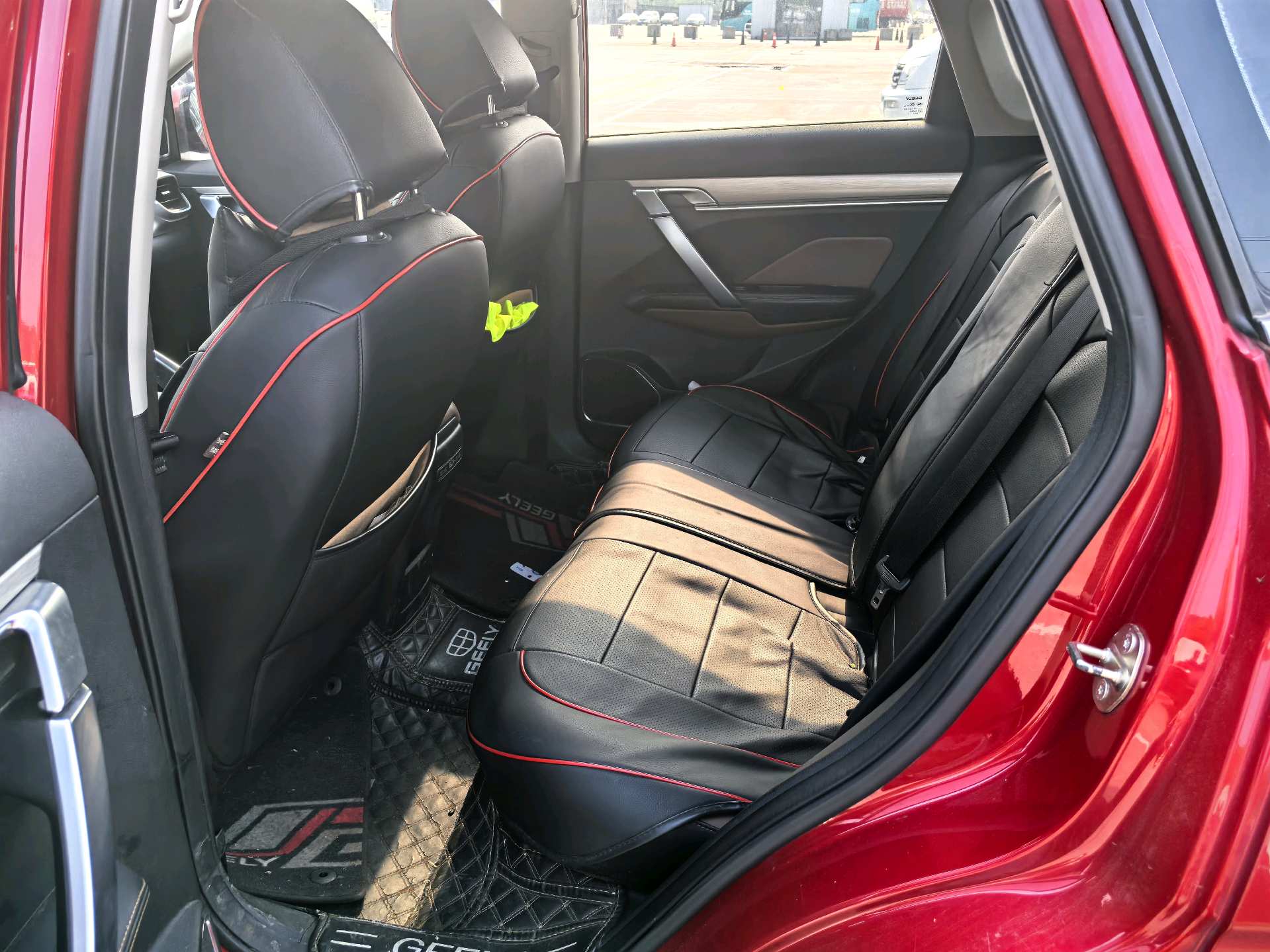 GEELY Coolray 2019 imagen de coche #6