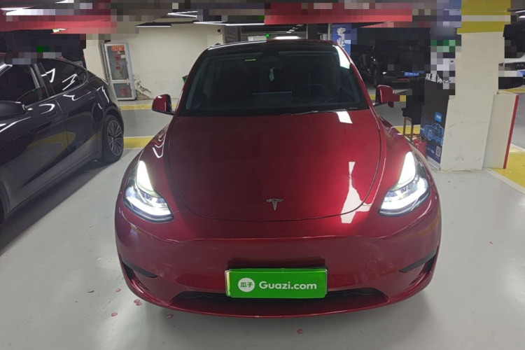 Tesla Model Y 2024 #3 Tesla Model Y 2024 immagine di auto #3