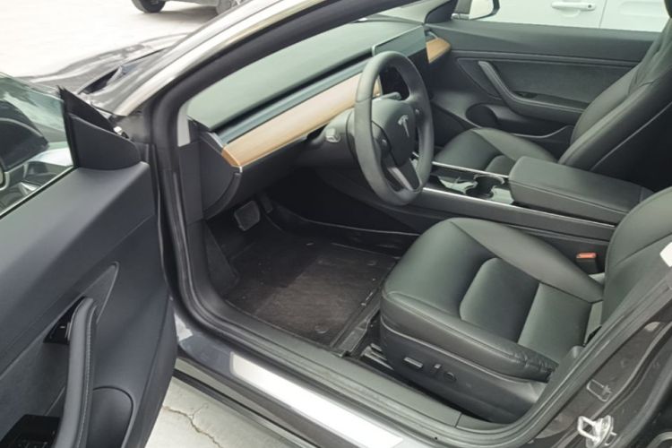 Tesla Model 3 2020 #16 Tesla Model 3 2020 car image #16