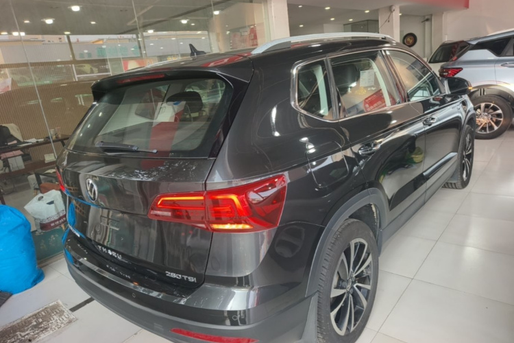 Volkswagen Tharu 2021 car image #7