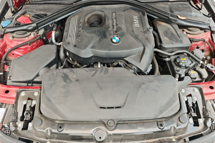 BMW 3 Series 2017 car image #22