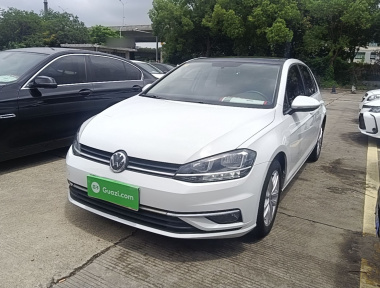Volkswagen Golf 2018 car image 