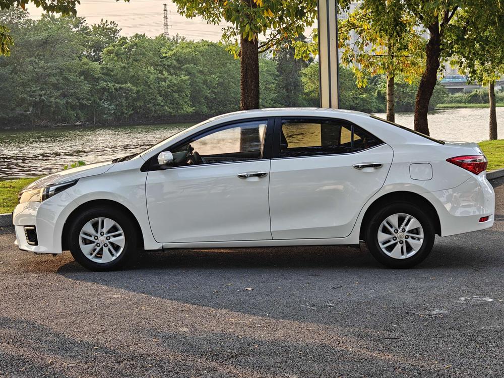 Toyota Corolla 2017 car image #4