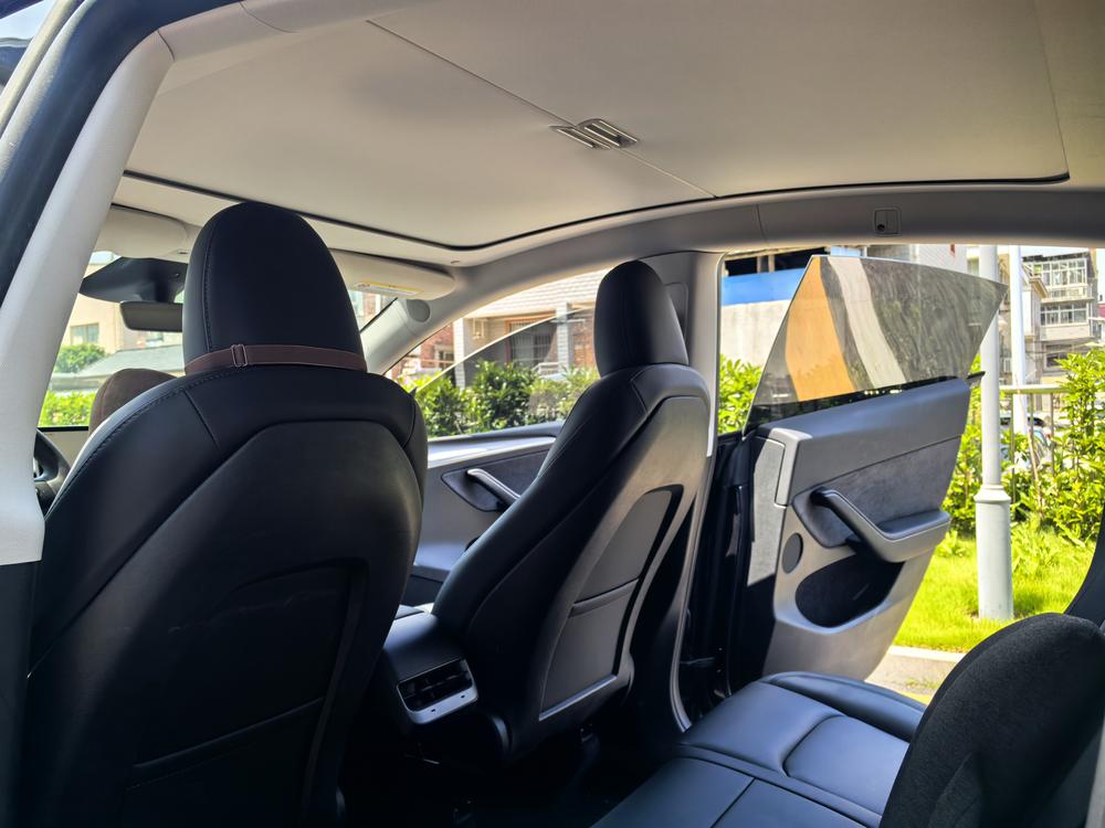Tesla Model Y 2024 #16 Tesla Model Y 2024 car image #16