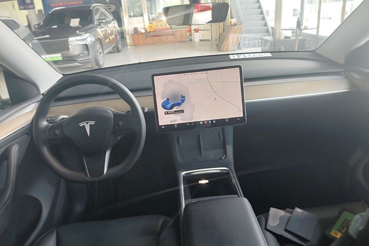 Tesla Model Y 2021 #10 Tesla Model Y 2021 car image #10