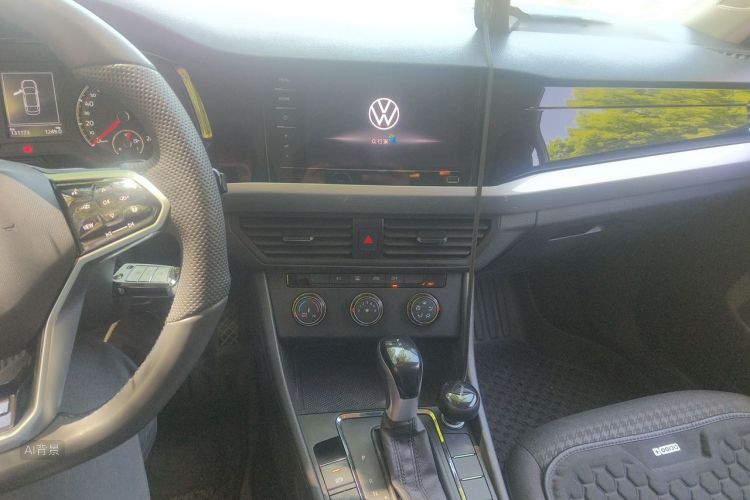 Volkswagen Bora 2021 car image #15