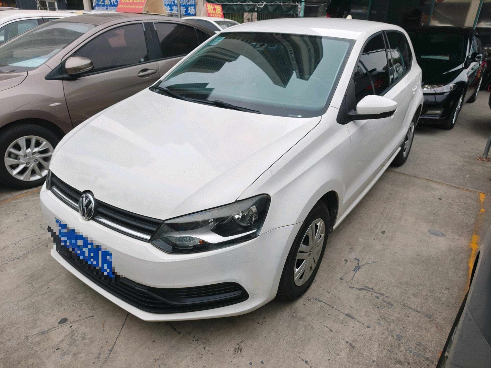 Volkswagen Polo 2016 Volkswagen Polo 2016 car image