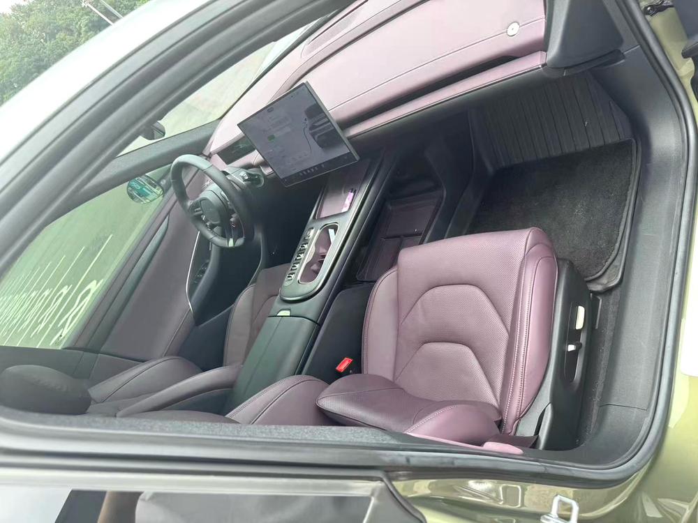 MI SU7 2024 car image #8
