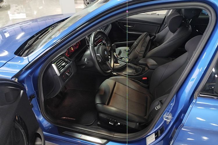 BMW 3 Series 2018 #16 BMW 3 Series 2018 car image #16