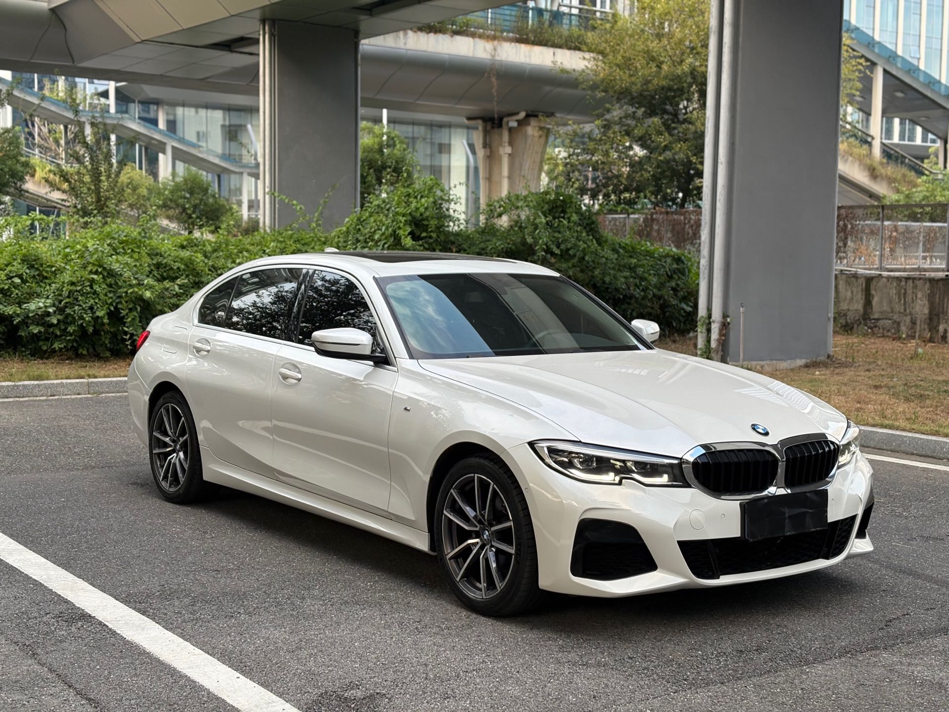 BMW 3 Series 2020 car image #3