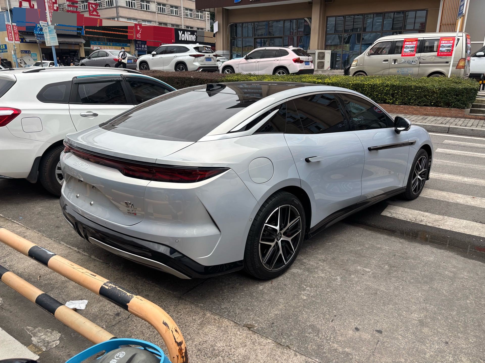 BYD HanL 2025 #2 BYD HanL 2025 image de voiture #2