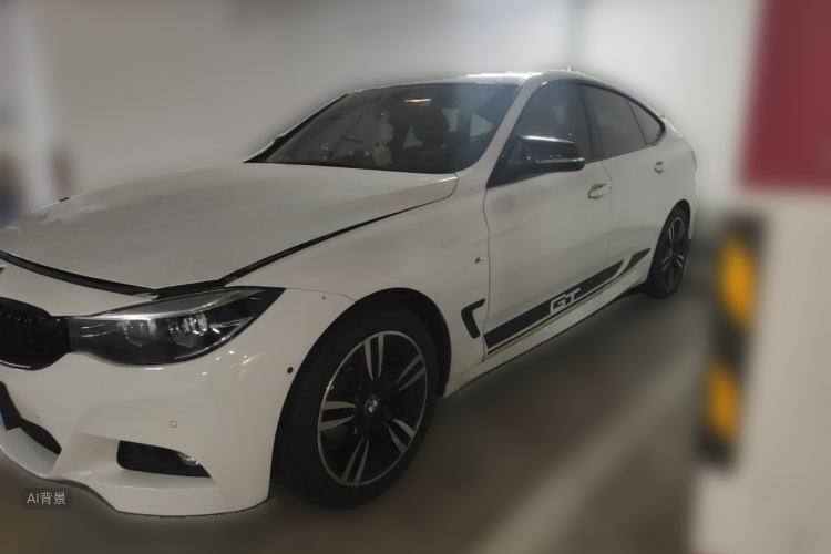 BMW 3 Series GT 2018 immagine di auto #2